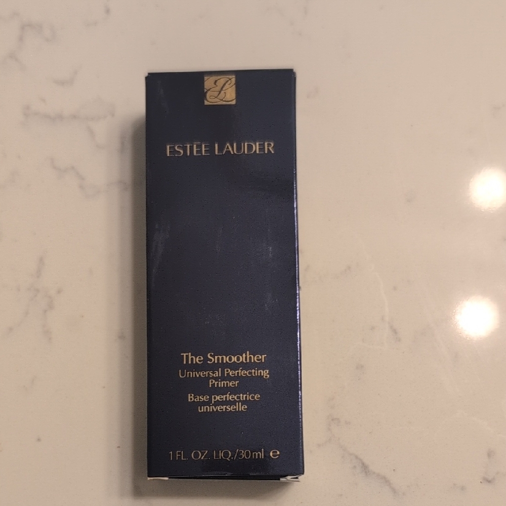 Estee Lauder The Smoother Primer in Navy